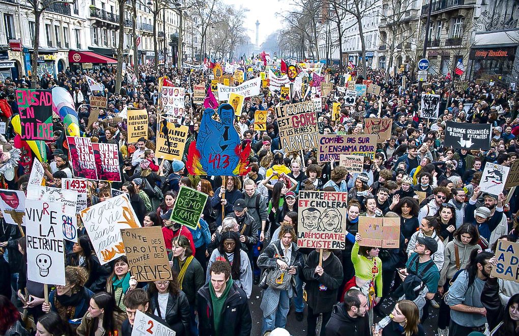 Fransa | 1 milyon emekçi Macron'un emeklilik yasasına karşı sokaktaydı 
