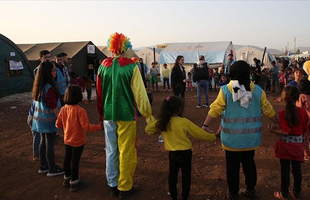 Deprem bölgesindeki çocuklar için etkinlikler devam ediyor