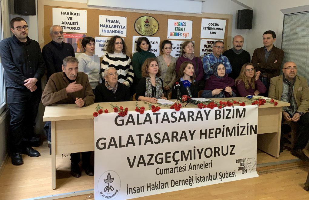 Cumartesi Anneleri/İnsanları: Galatasaray bizim, vazgeçmiyoruz