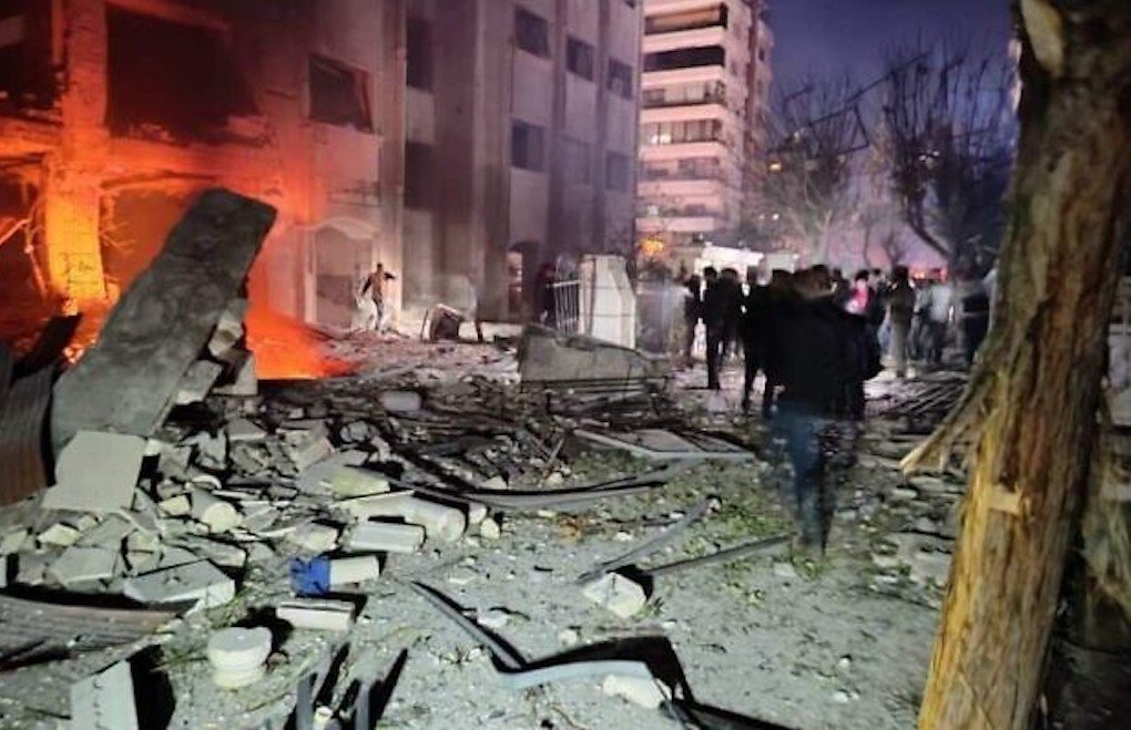 İsrail Şam'ı peş peşe iki gece hava saldırılarıyla vurdu 