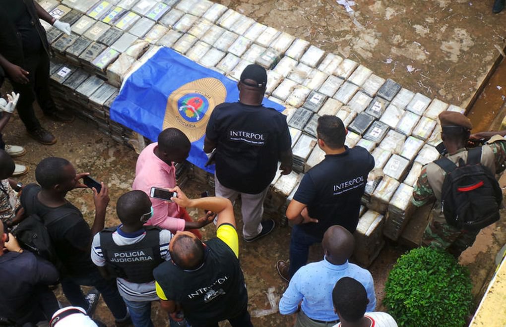 Gine’de 1,5 ton kokain yakalandı
