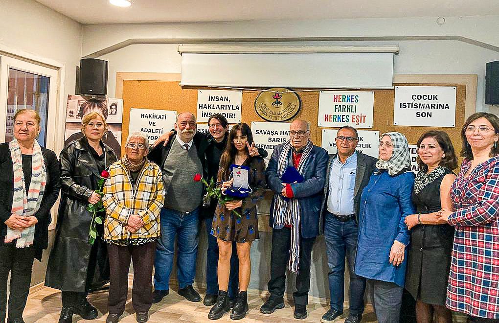 "Düşünce ve İfade Özgürlüğü Ödülleri" Eryılmaz, Estukyan ve Özgür Basın'a
