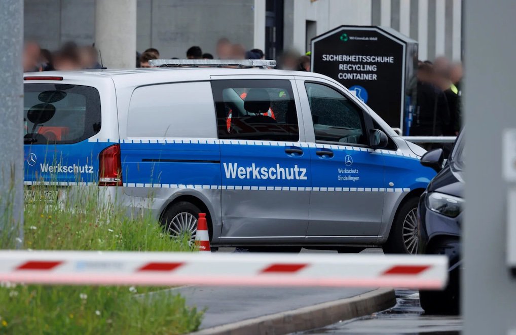 Workplace dispute results in killing of two at Mercedes factory in Stuttgart 