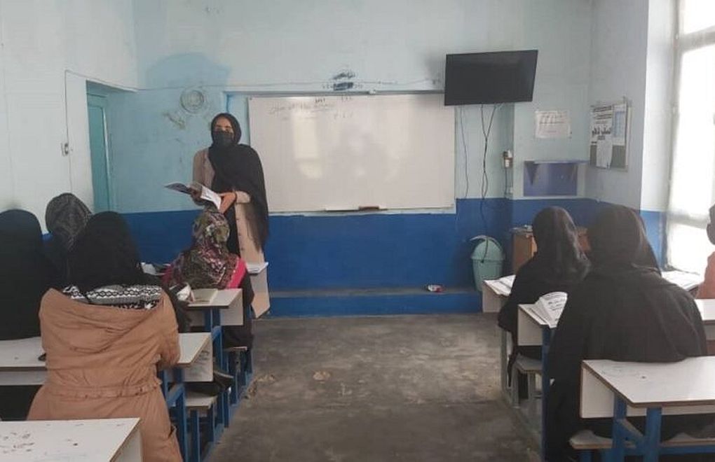 Taliban, kız okullarını bir bir kapatıyor