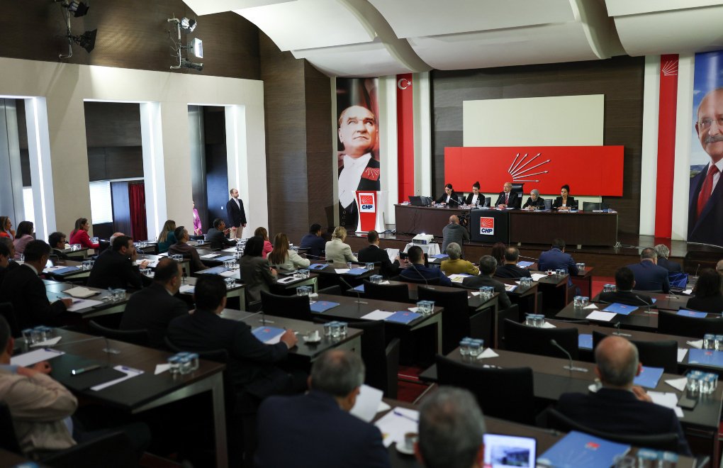 CHP Parti Meclisi'nden kurultay kararı