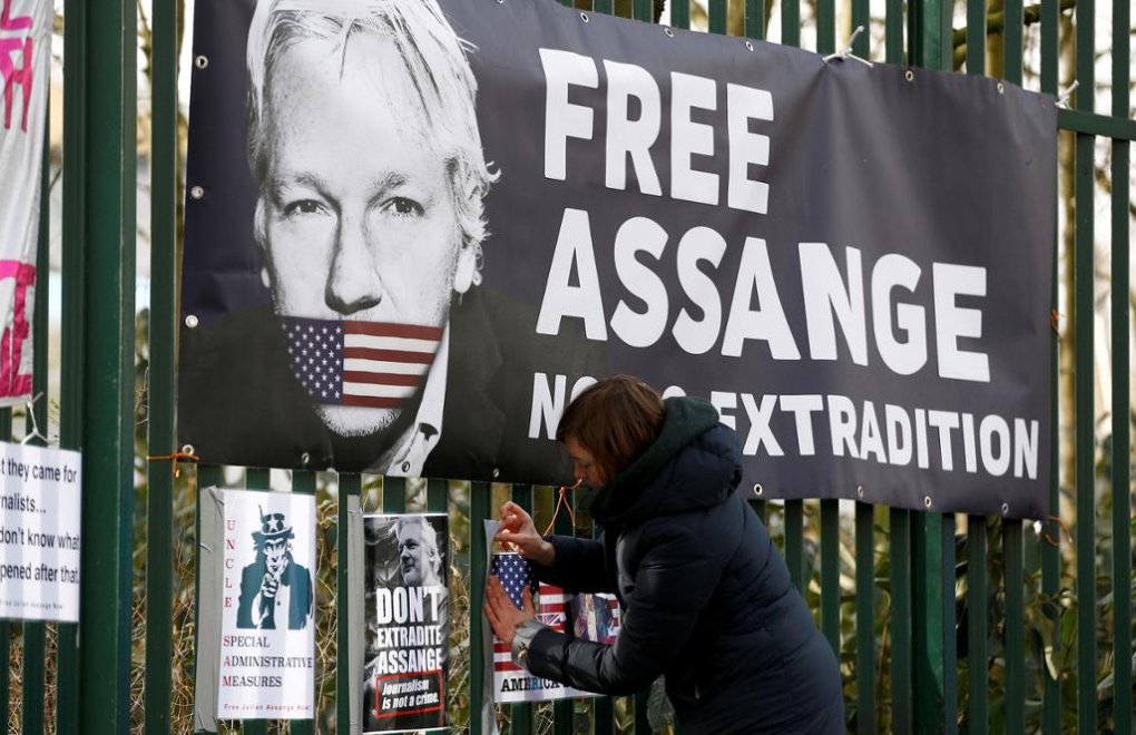 Julian Assange, ABD'ye iade edilmekle karşı karşıya