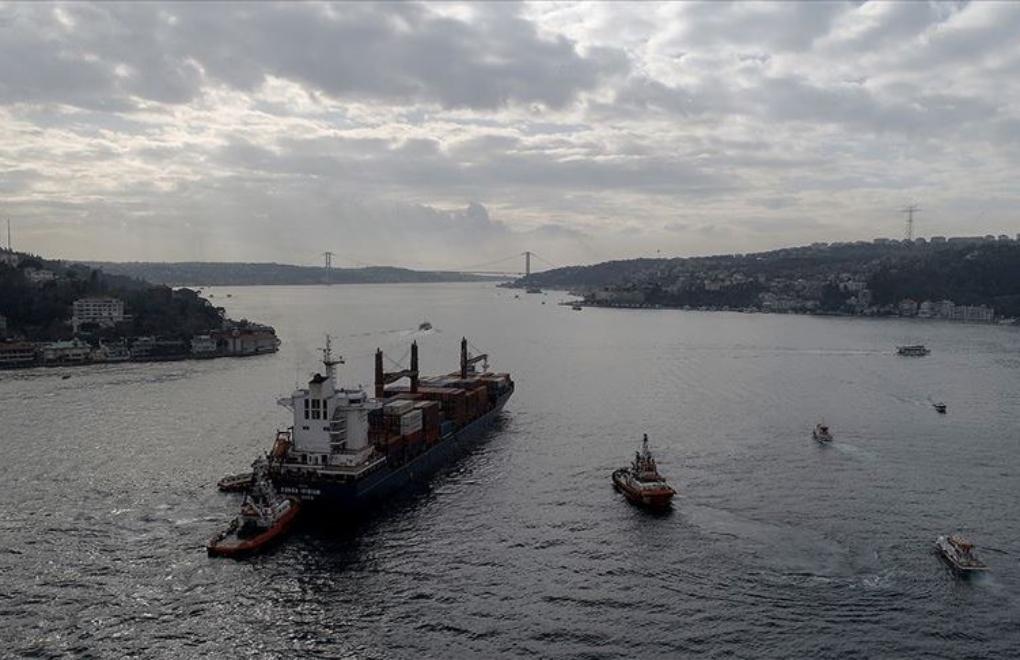Turkey raises Bosphorus crossing tariffs to boost foreign currency inflow