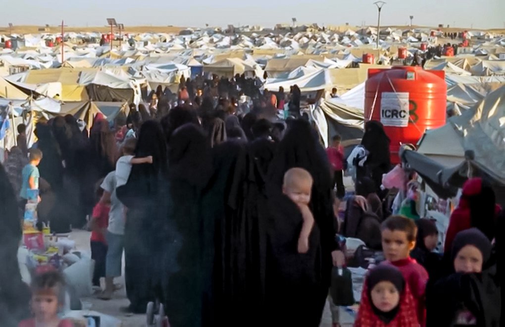 Irak, Rojava'da tutulan 3 bin IŞİD'li yurttaşını geri aldı