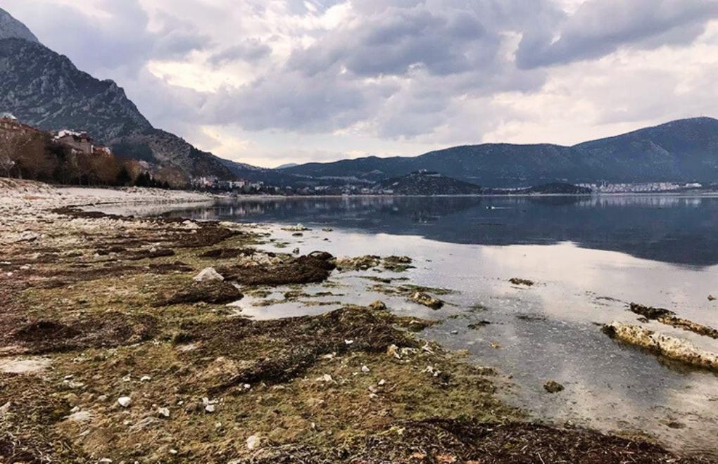 Threat of drying up looms over Turkey's second-largest freshwater lake, warns MP