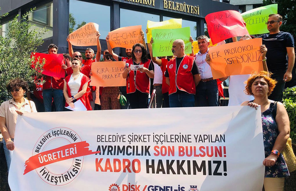 Over 2,400 municipal workers in İstanbul's Kadıköy go on strike