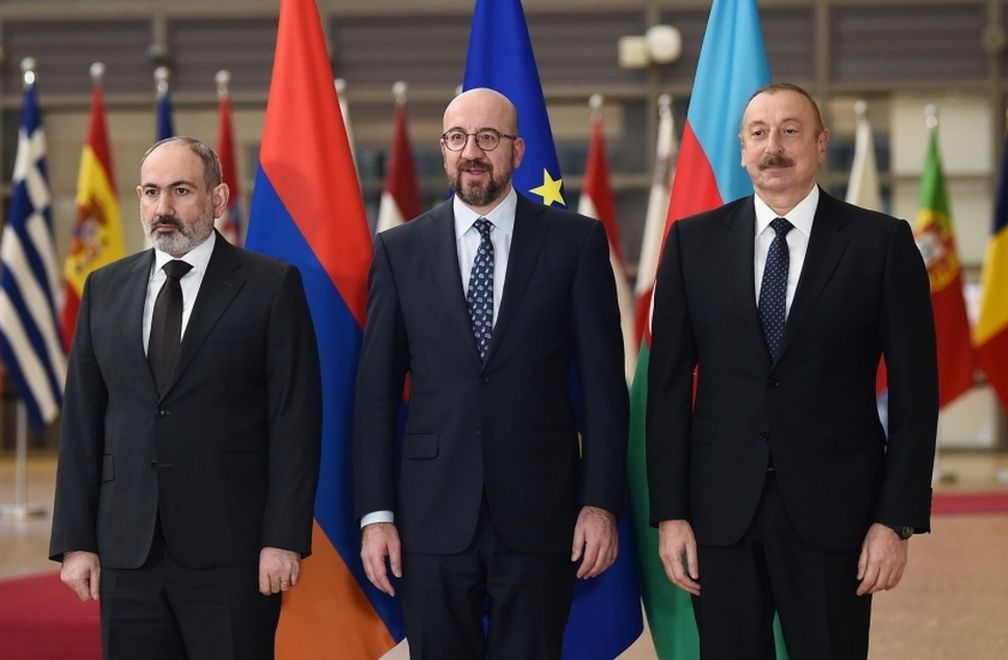 AB Konseyi Başkanı Michel, Aliyev ve Paşinyan'la görüştü