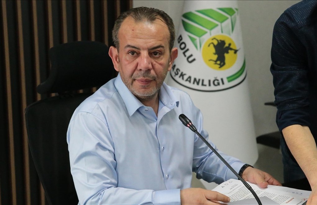CHP expels Bolu mayor over social media posts