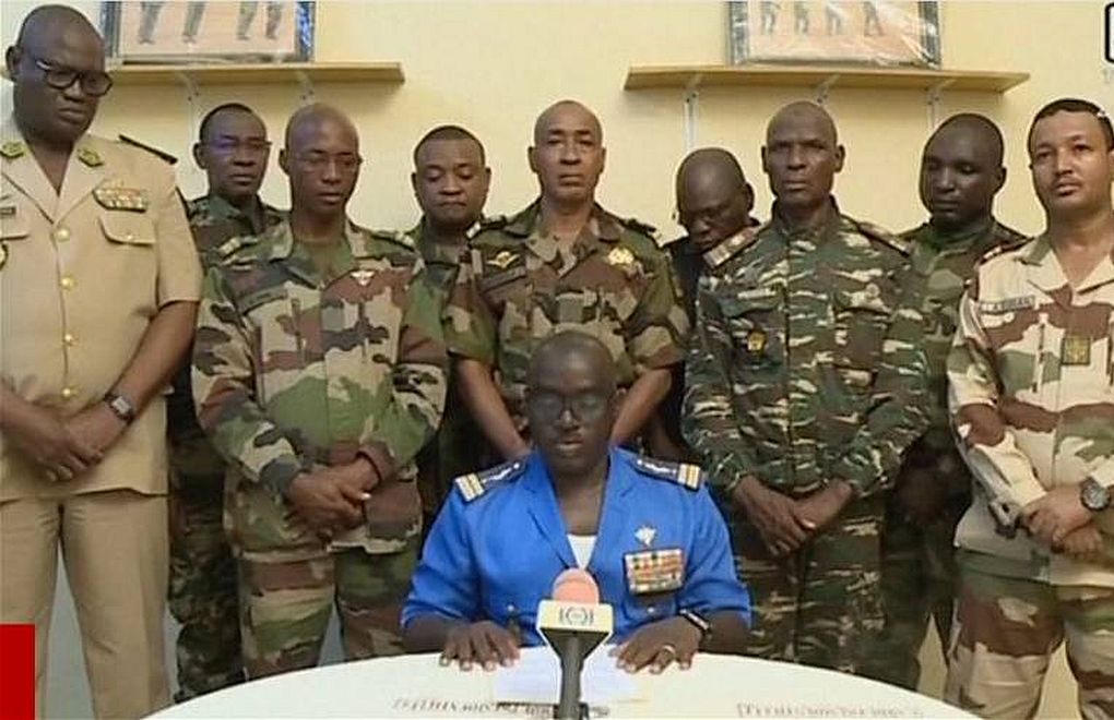 Nijer ordusu darbecilere destek verdiğini açıkladı