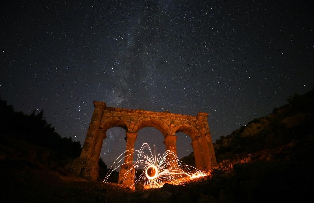Perseid meteor yağmuru Türkiye’yi aydınlattı