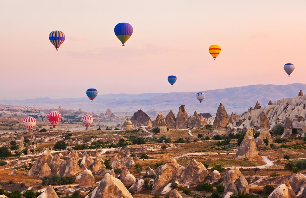 Kapadokya’da sıcak hava balon sayısı artıyor