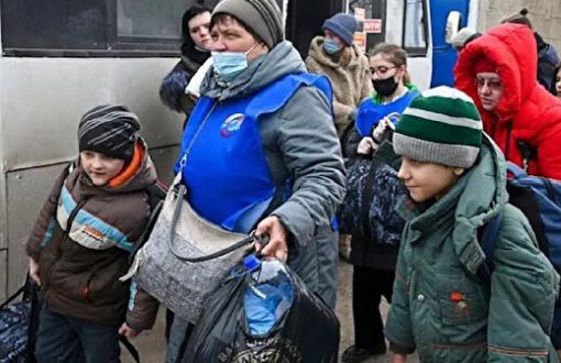 Avrupa'daki yüz binlerce Ukraynalı mülteci çocuk bu yıl da eğitimden mahrum kalabilir