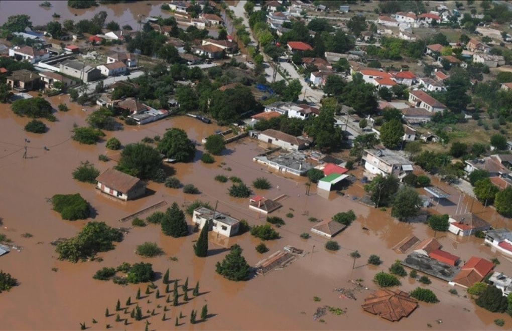Yunanistan’da sel nedeniyle 12 kişi öldü