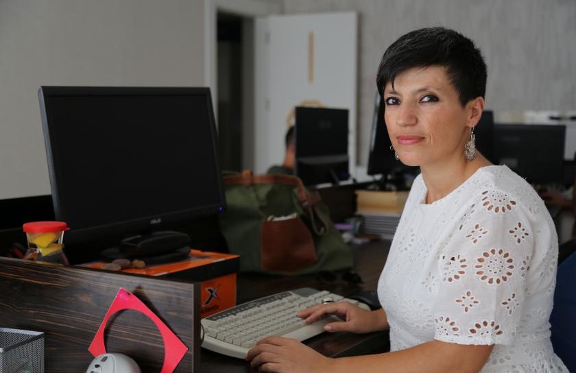 Tutuklu gazeteci Dicle Müftüoğlu’na kelepçeli muayene dayatması