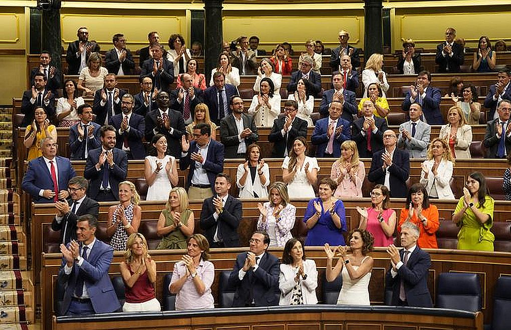 İspanya Kongresi, ortak dillerin Meclis'te kullanımını onayladı