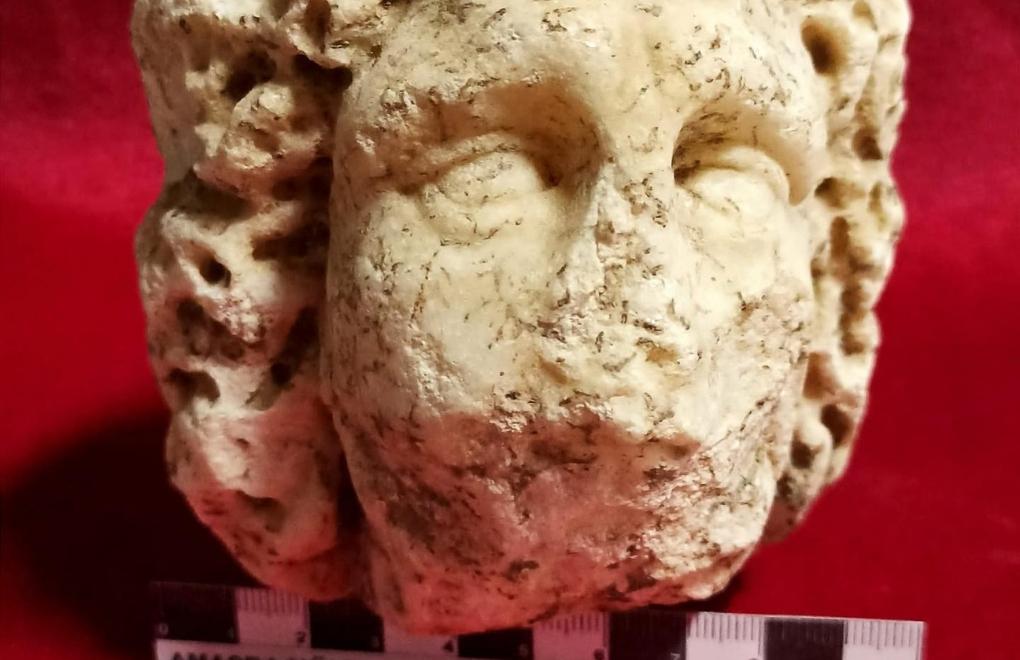Amasra'daki kazı çalışmalarında tarihi heykel başı bulundu
