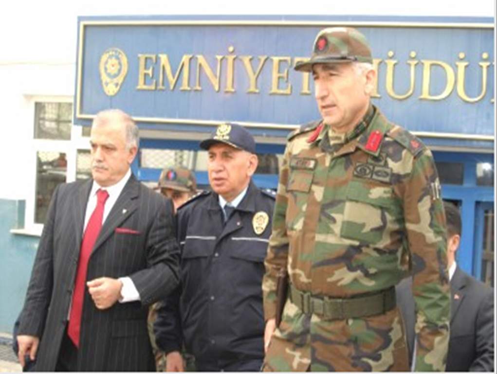 Korgeneral Abdullah Atay Vali ve Emniyet Müdürüyle