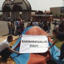 Barınma üniversite öğrencilerinin en önemli sorunlarından...