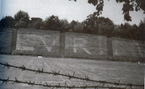 1970'te ODTÜ Stadyumuna Yazılan 