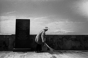 Erivan'dan Ağrı/Ararat. (Merhabarev fotoğraf sergisinden)