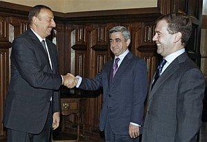 Aliyev, Sarkisyan ve Medvedev