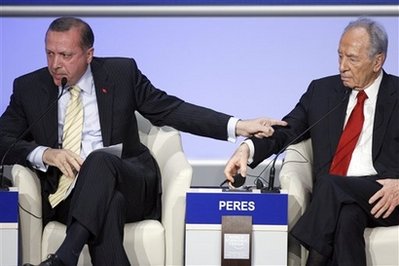 Erdoğan ve Peres, Davos'ta.