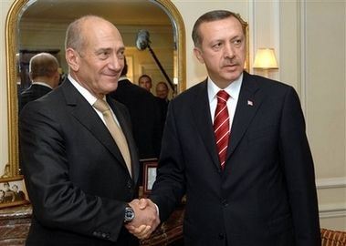 Türkiye Başbakanı Recep tayyip Erdoğan ve İsrail Başbakanı Ehud Olmert.