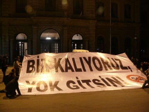 Asistanlar İstanbul Üniversitesi'ni Terk Etmediler