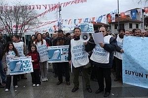 Suyun Ticarileştirilmesine Hayır Platformu'nun açıklaması.