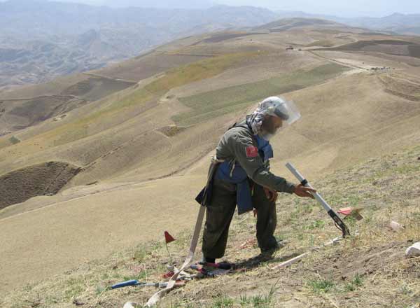 Afganistan'da HALO Vakfı'nın mayın temizleme çalışması.