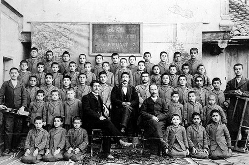 1902'de Sivas'ta Ermeni Yetimhanesi