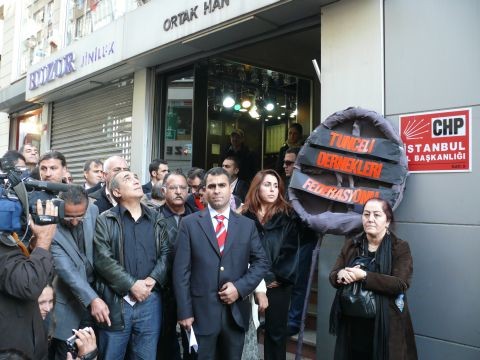 Dersimliler CHP'yi Protesto Etti