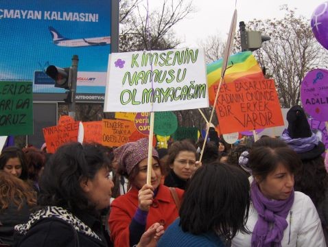 Burcu BALLIKTAŞ'IN Gözünden 8 Mart Kadınlar Günü Ankara Buluşması
