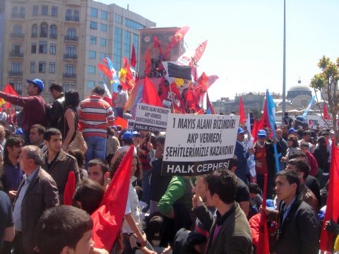 Unkapanı'ndan Taksim'e 1 Mayıs 2010