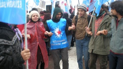 Torba Yasa ve Zamlar Kadıköy'de Mitingle Protesto Edildi
