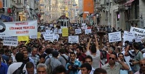 10 Eylül Cumartesi Saat 15:00'te İstiklal Caddesi'nde