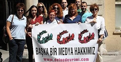 Defne Devrimi kampanyasını başlatanlar, “Başka bir medya hakkımız, bu hakkı birlikte alacağız!” diyordu.