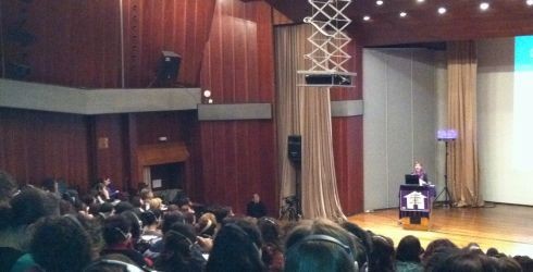 Sosyalist Feminist Kolektif tarafından düzenlenen Kadın Emeği Konferansı konuşmacısı Leeds Üniversitesi'nden Jean Gardiner