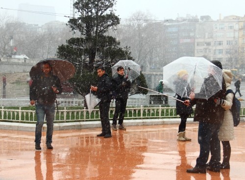 İstanbul'da Karlı Özçekim
