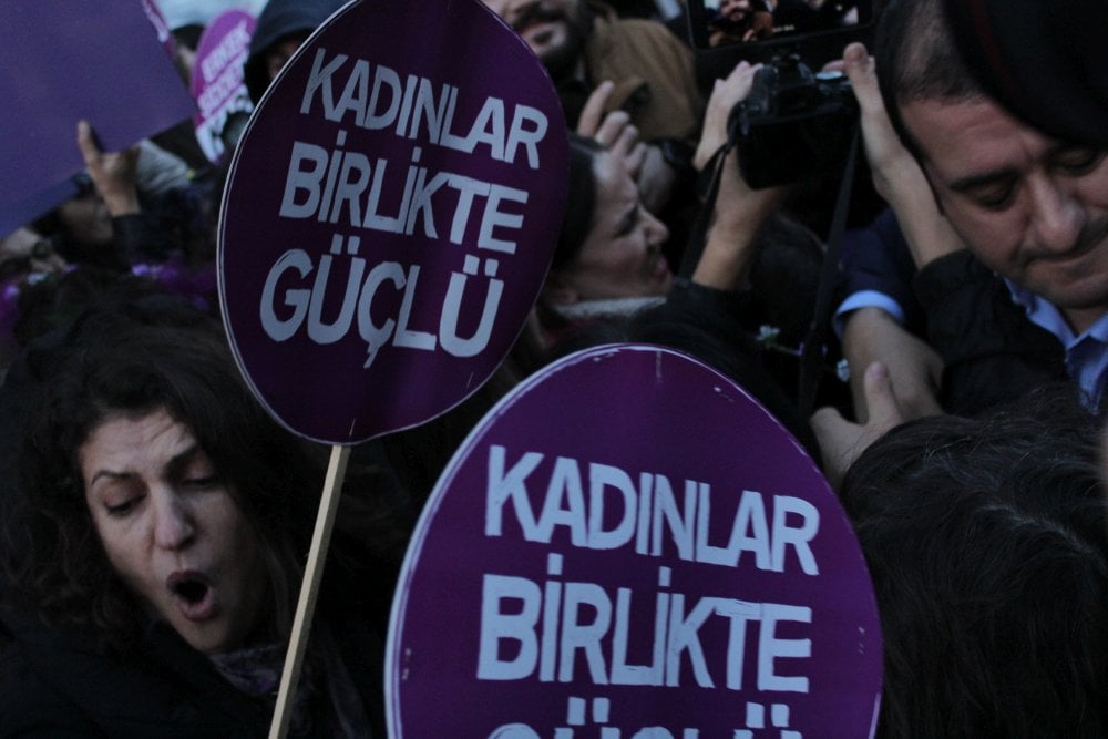 Fotoğraflarla 25 Kasım Kadın Direnişi - Toplumsal Cinsiyet Odaklı Habercilik Kütüphanesi