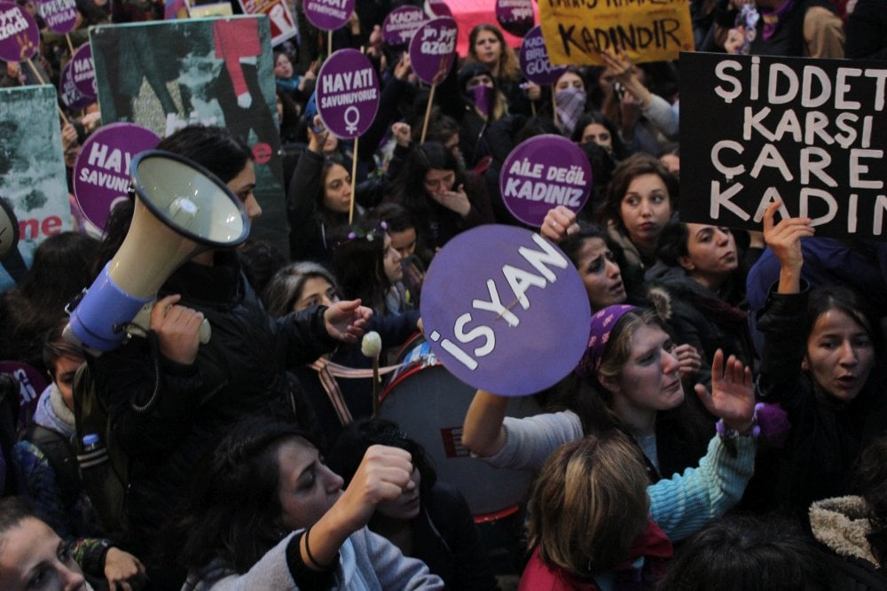 Fotoğraflarla 25 Kasım Kadın Direnişi - Toplumsal Cinsiyet Odaklı Habercilik Kütüphanesi