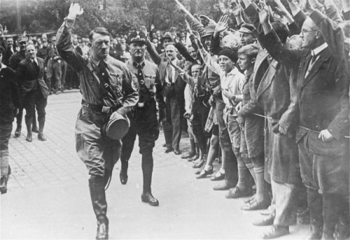 Hitler Üzerine Notlar’ın Düşündürdükleri