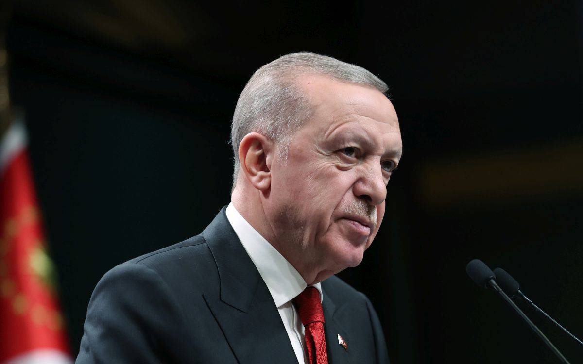 Erdoğan, seçmen kitlesine daima bir “tehlike”den bahsediyor