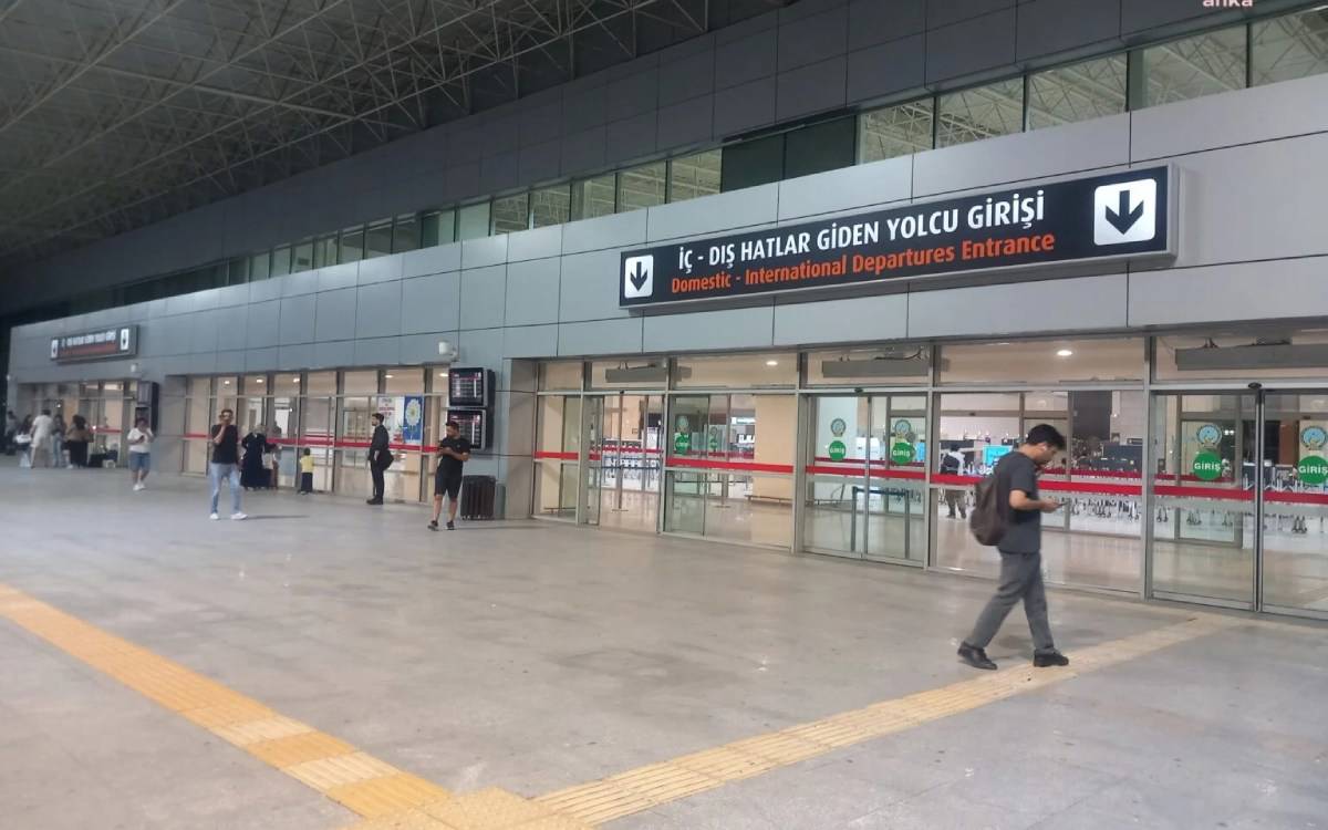 Uçak şirketinin dil ve had bilmezliği