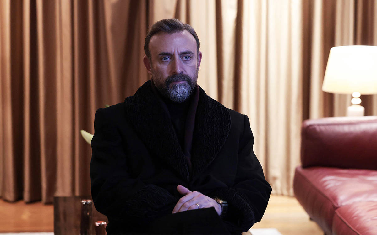 Bir TV dizisi ve narsist bir kralın kaybetme korkusu