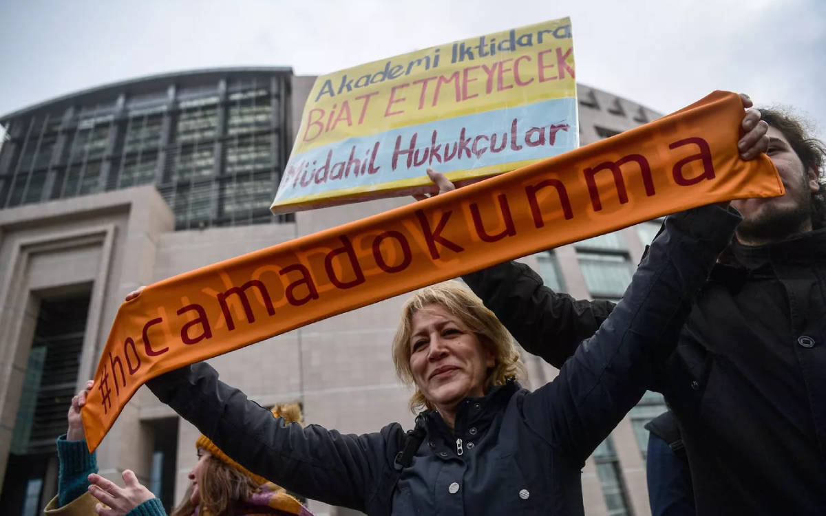 Barış akademisyenleri olarak barışa ortak olmaya hazırız